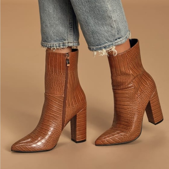 LULUS Tan Crocodile Pointed-toe Mid Calf Boots size 8 - Picture 1 of 6